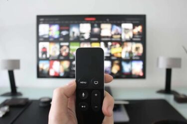 Meilleur boîtier IPTV 2022 : Les meilleurs stick et boîtiers pour la télévision et les films